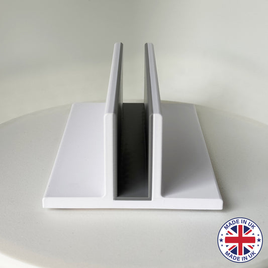 Slim Vertical Stand - MacBook Pro 16" (M1, M2, M3, M4) - White