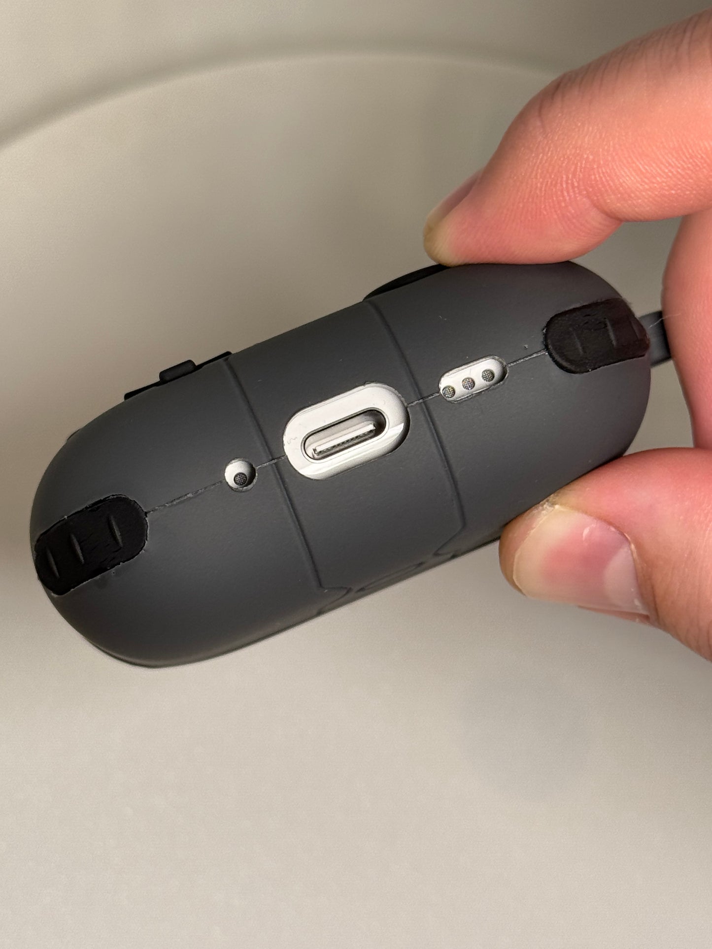 AirPods Pro 3 Gamer Case - Dark Grey