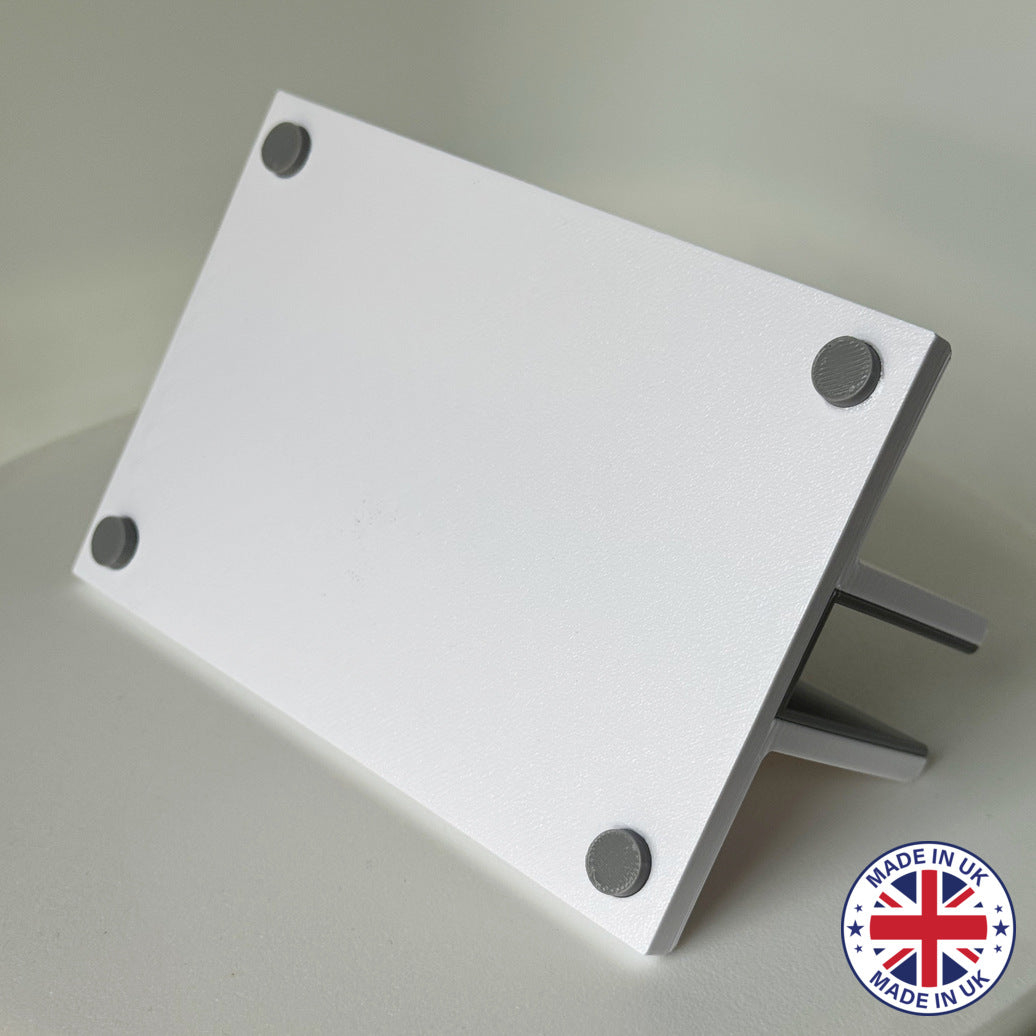 Slim Vertical Stand - MacBook Pro 16" (M1, M2, M3, M4) - White